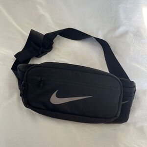 Nike Fanny Pack Belt Bag